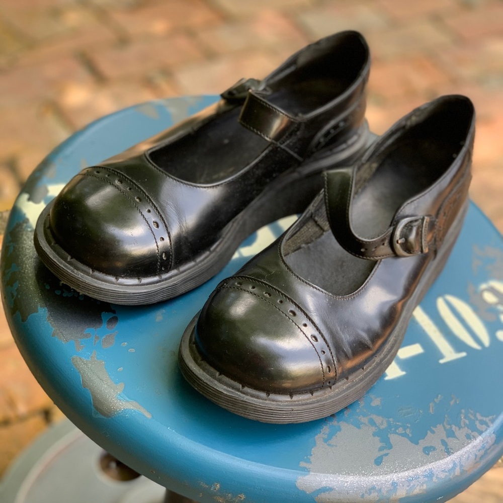 Dr. Martens - Original vintage mary janes shoes